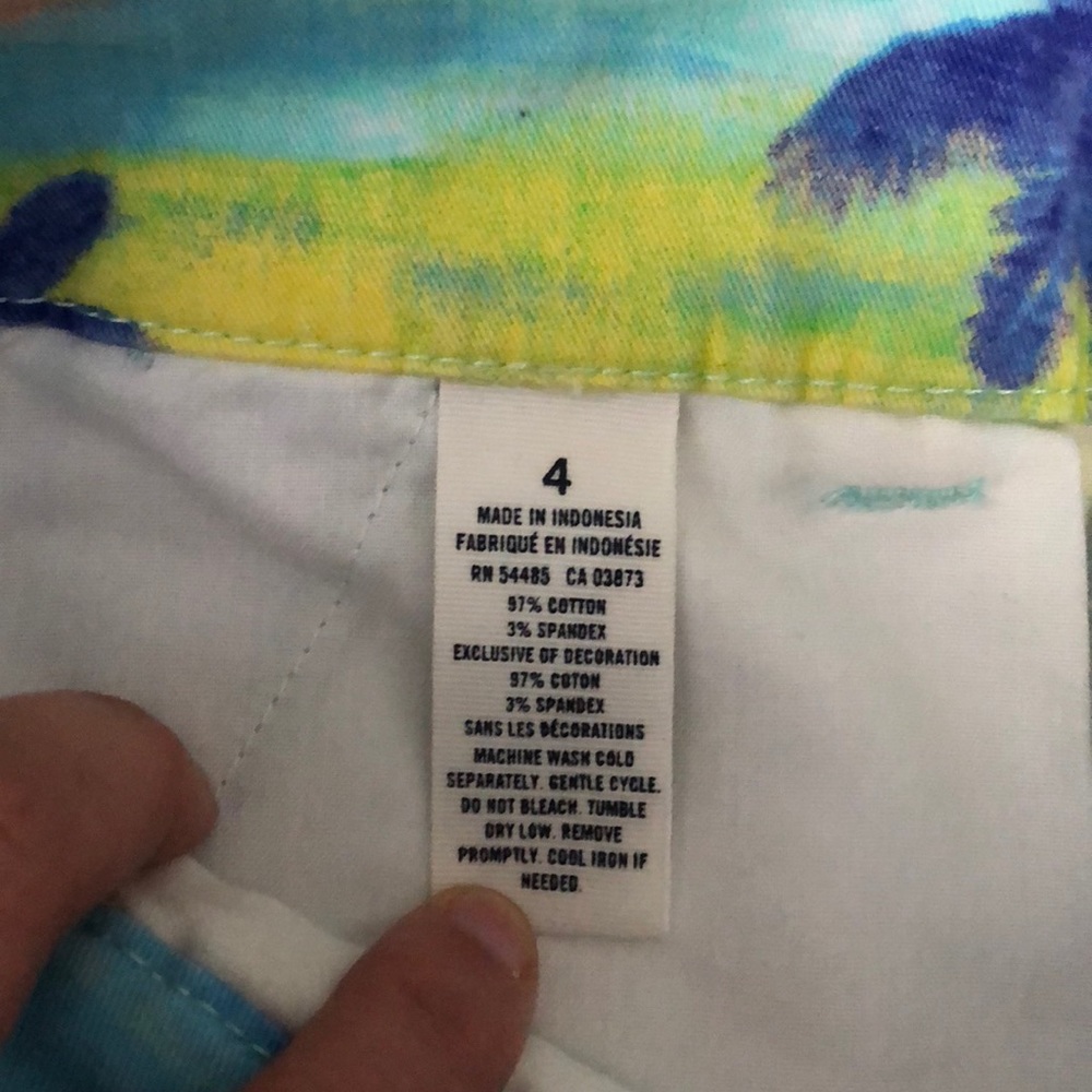 American Eagle blue tropical shorts size 4 - Picture 3 of 4